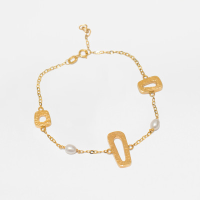 Ahjar Bracelet with Pearls in 18K Brushed Gold